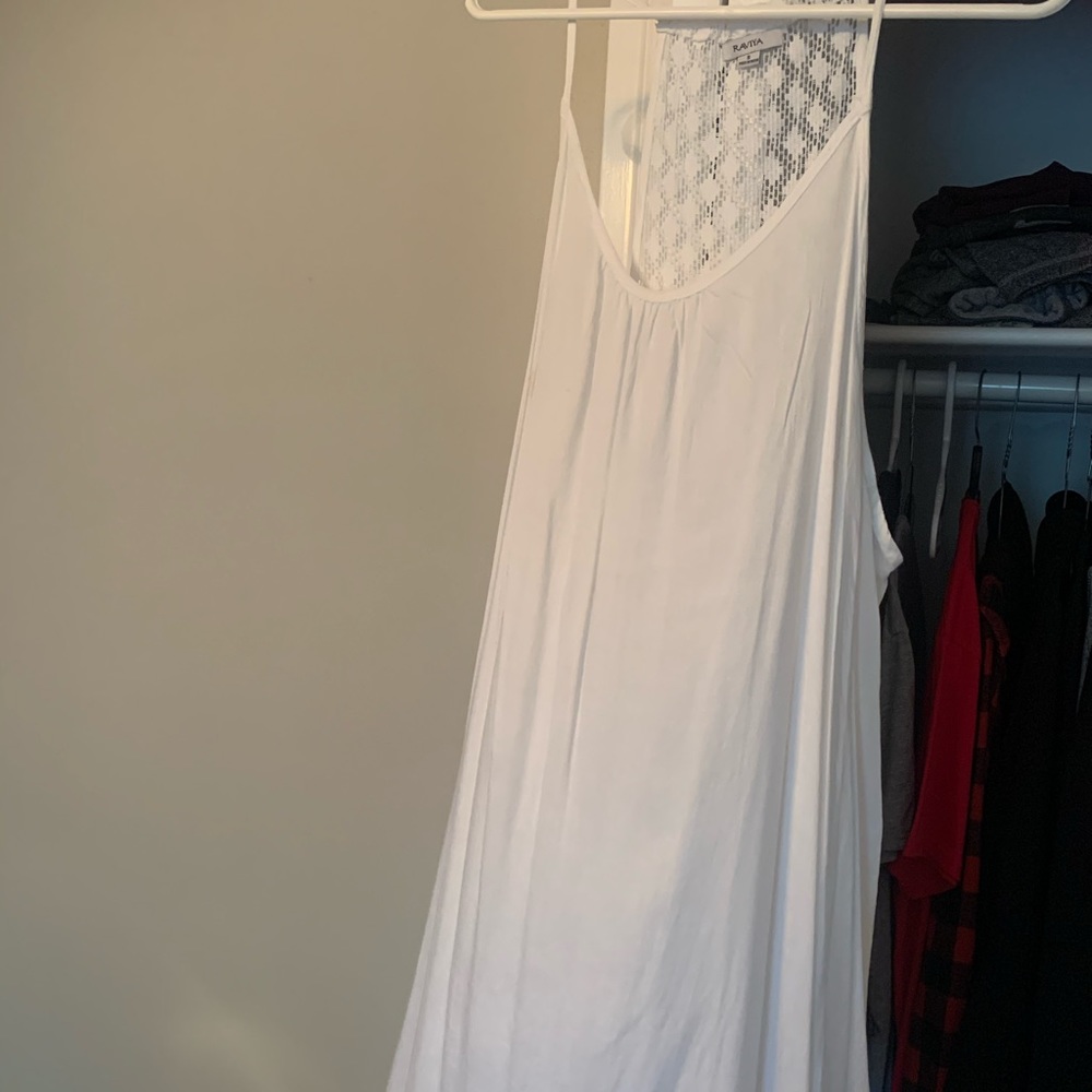 Size small white dress.